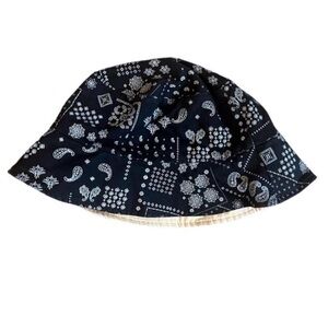 Vintage Style Paisley Black Bucket Hat